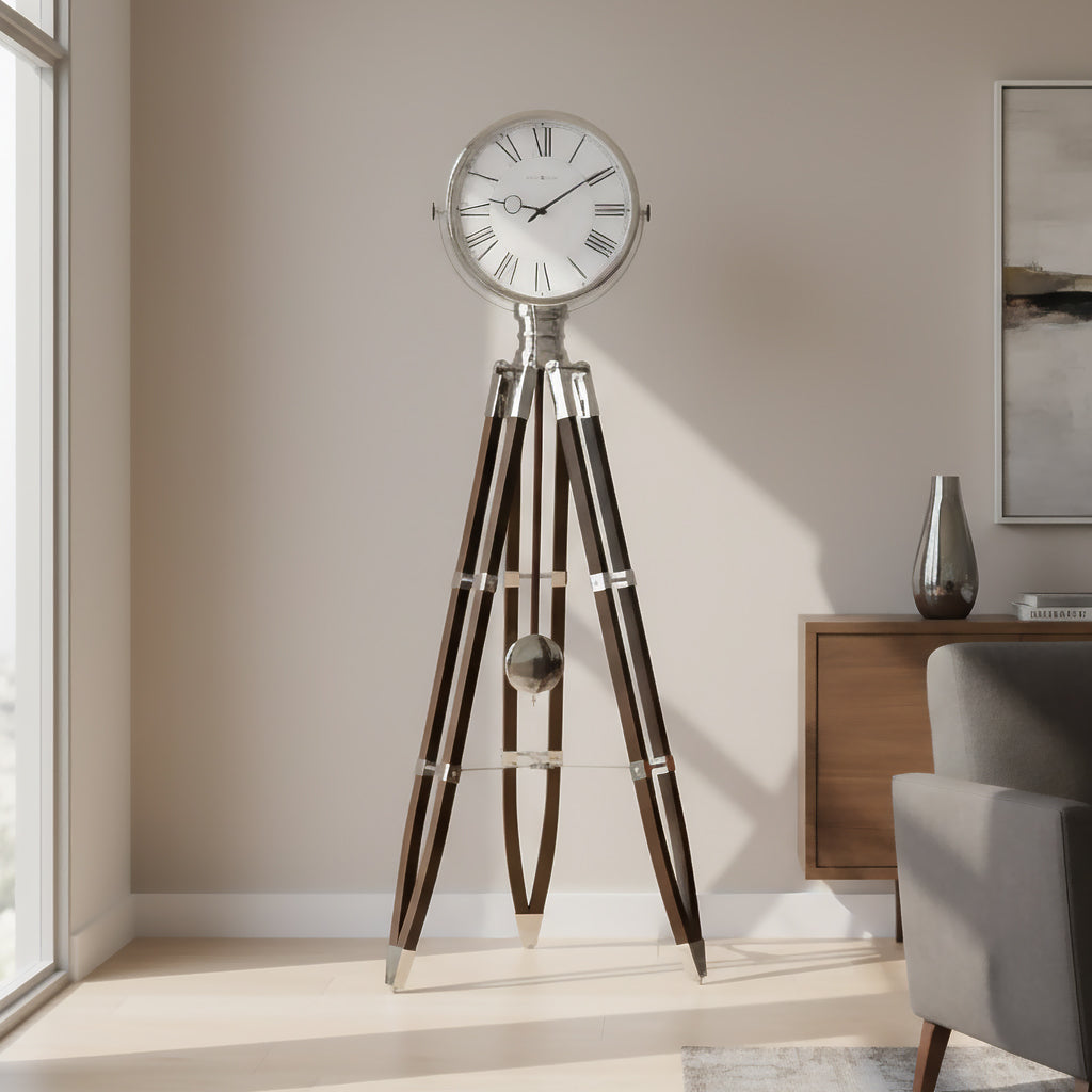 Horloge grand-père trépied Chaplin I