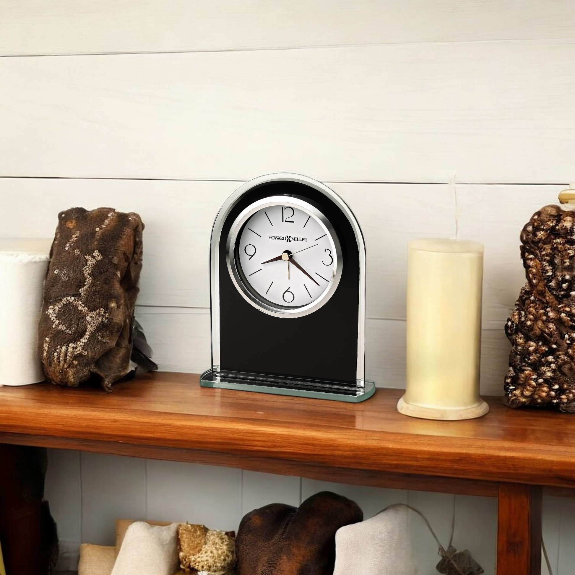 Horloge de table en ébène lustré 