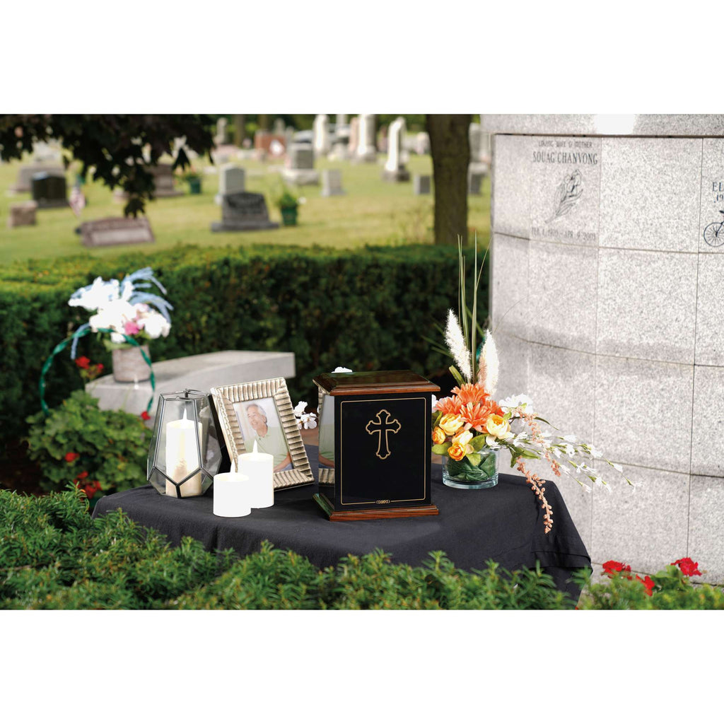 Hope Urn Chest