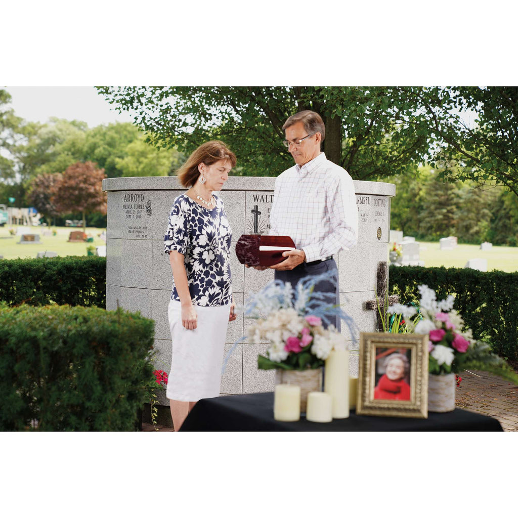Mission Seaside Gray Portrait Urn