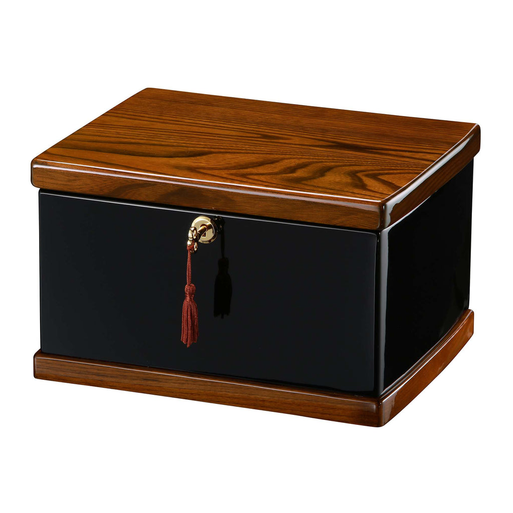 Courage Urn Chest