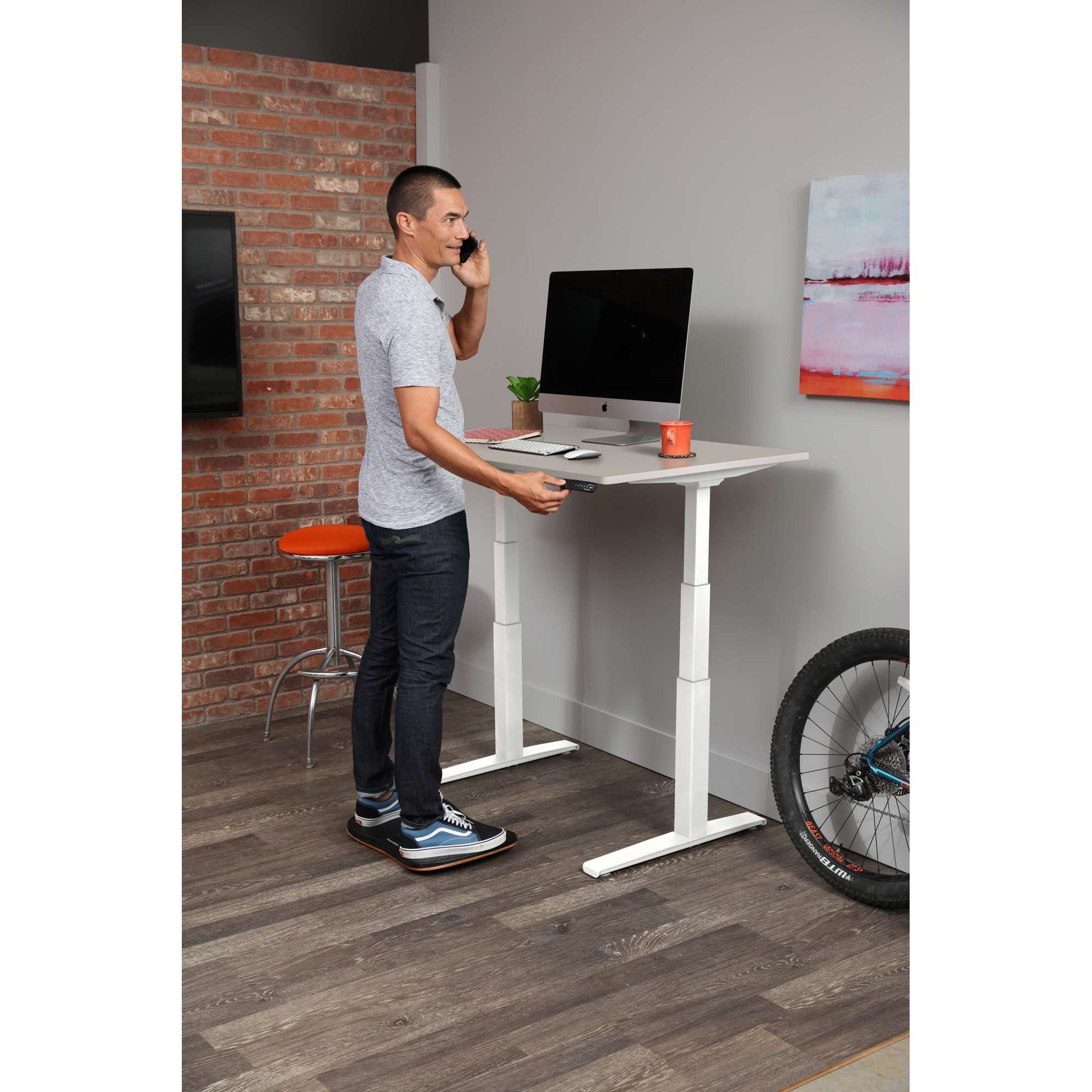 Bureau SmartMoves de 48 po et base réglable en hauteur