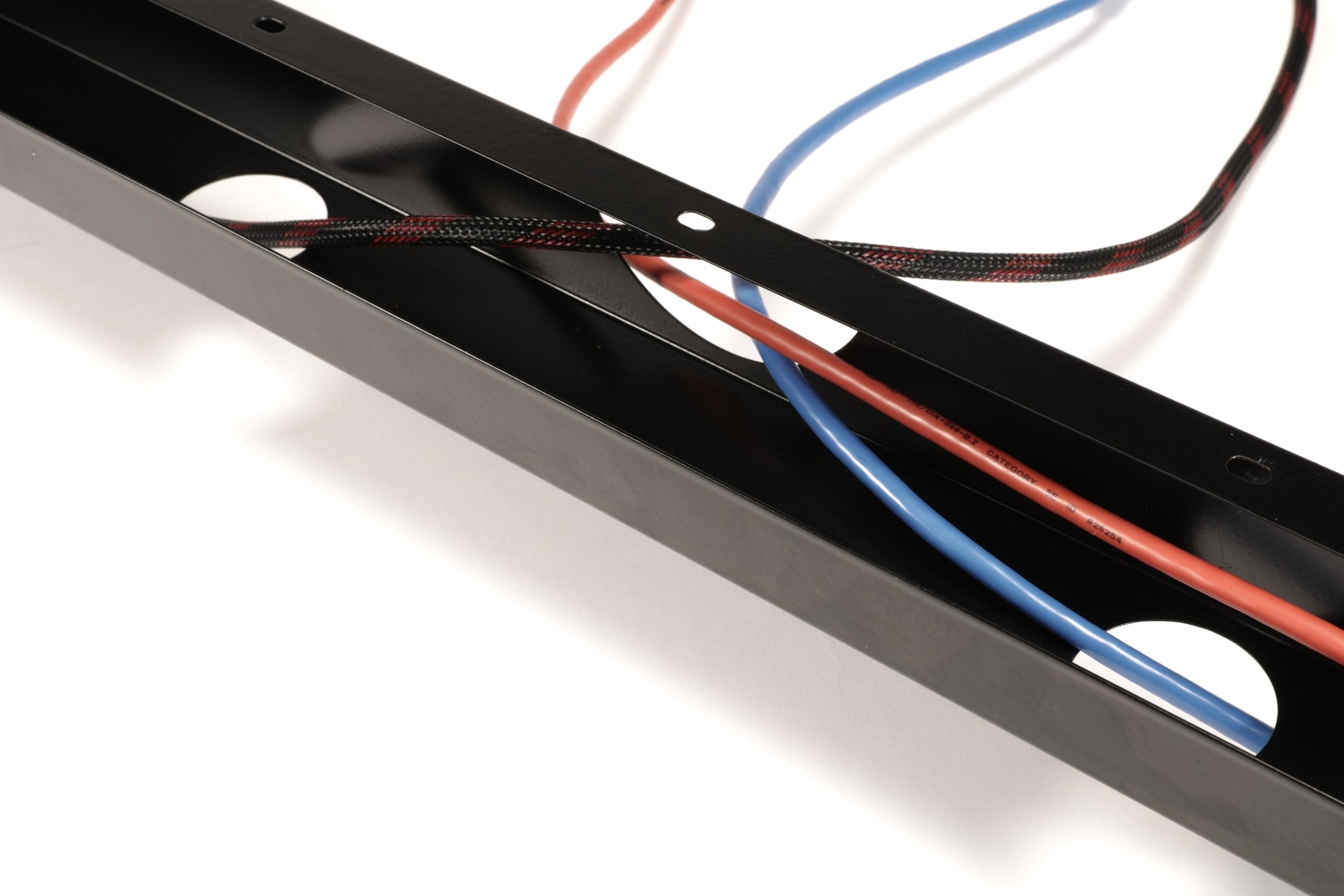 991001 48" Wire Management Tray
