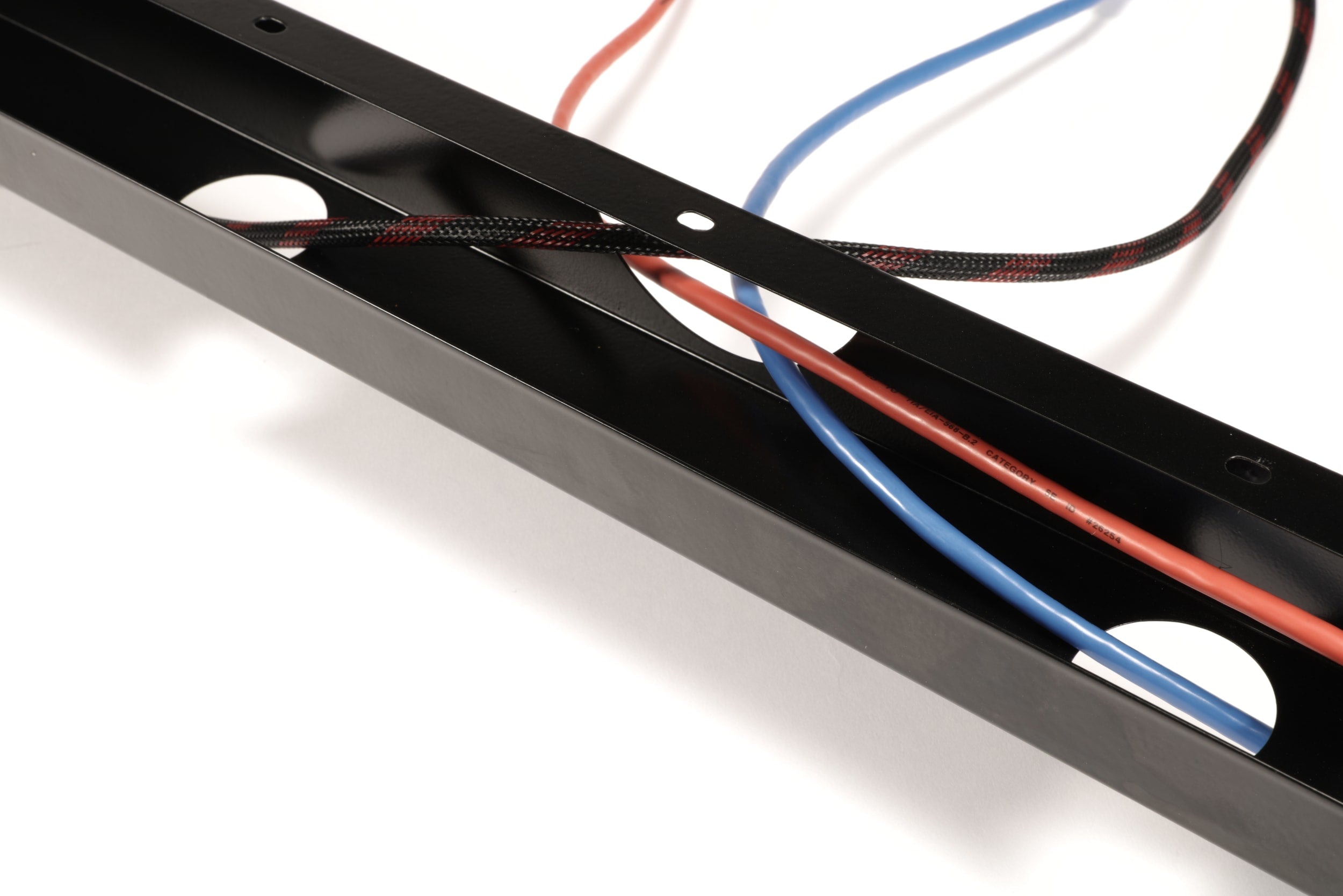 991001 48" Wire Management Tray