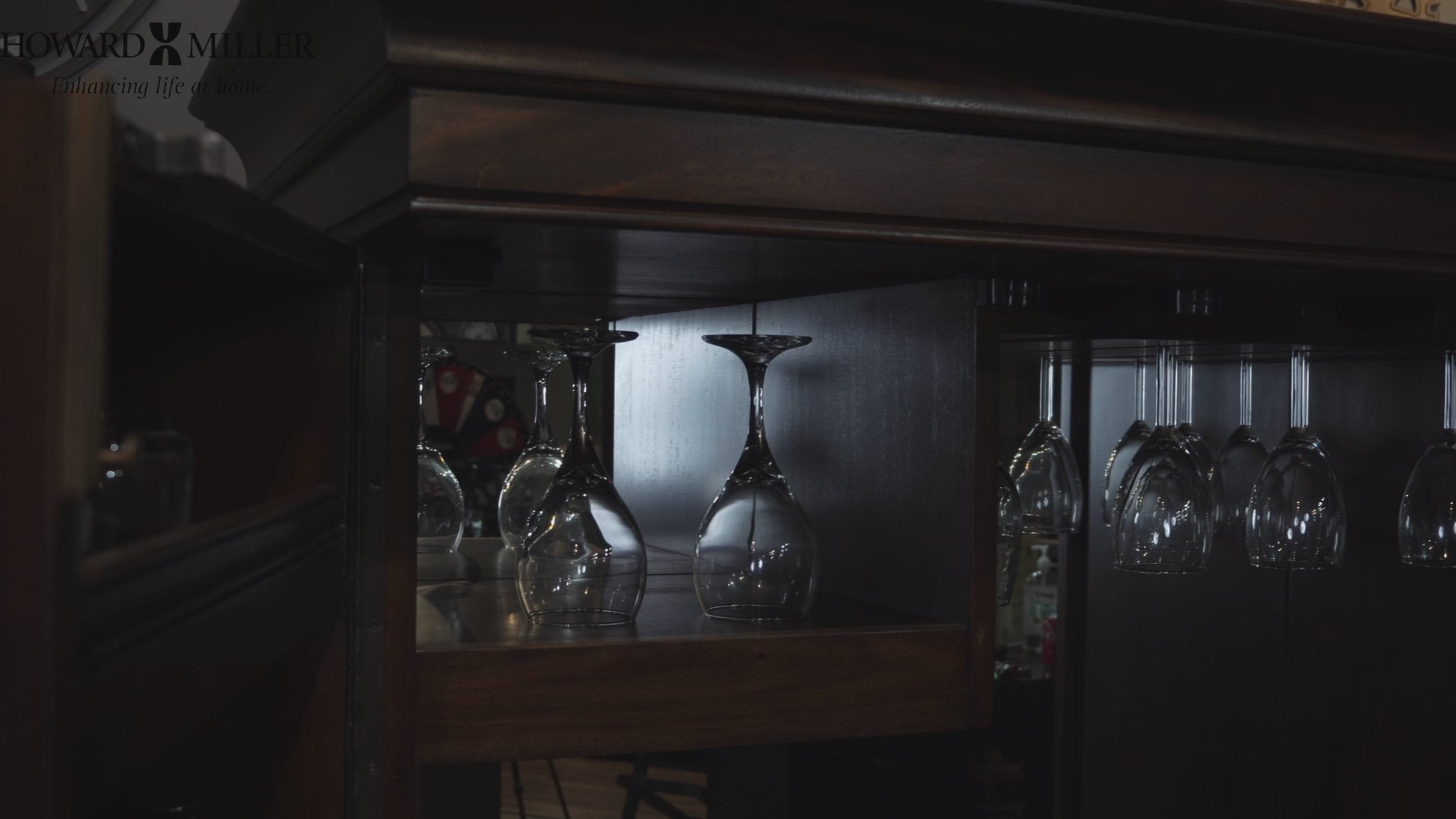 Sonoma II Wine & Bar Cabinet