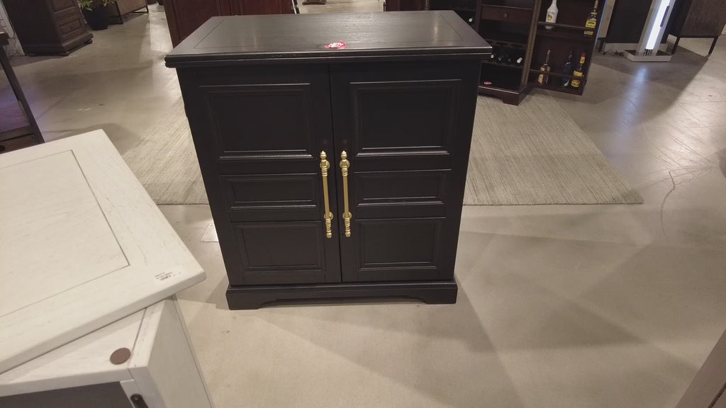 Passport IV Wine & Bar Console